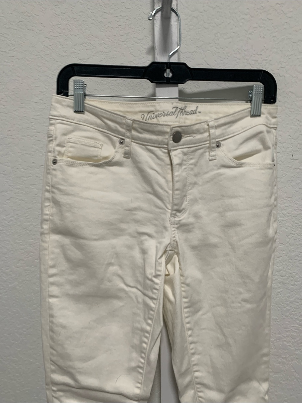 Universal Thread White Mid Rise Skinny Jeans - Picture 3 of 10